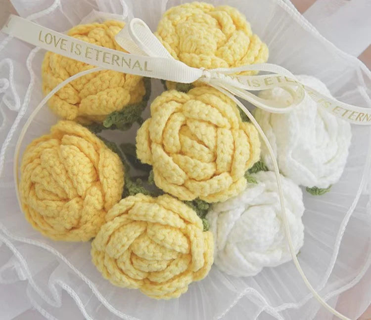 Round Crochet Yellow & White Rose Bouquet