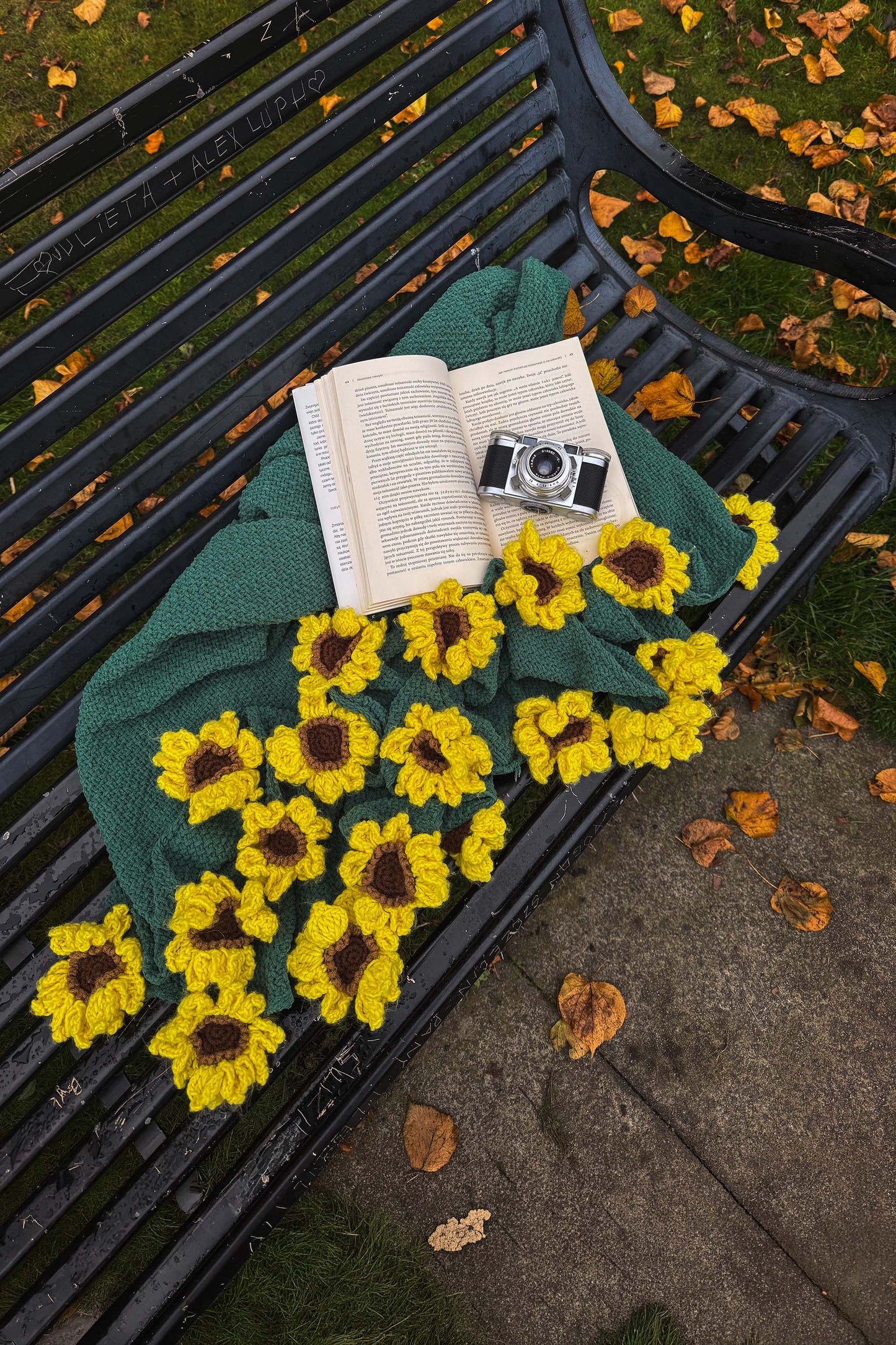 Cashmere Crochet Flower Bouquet Blanket