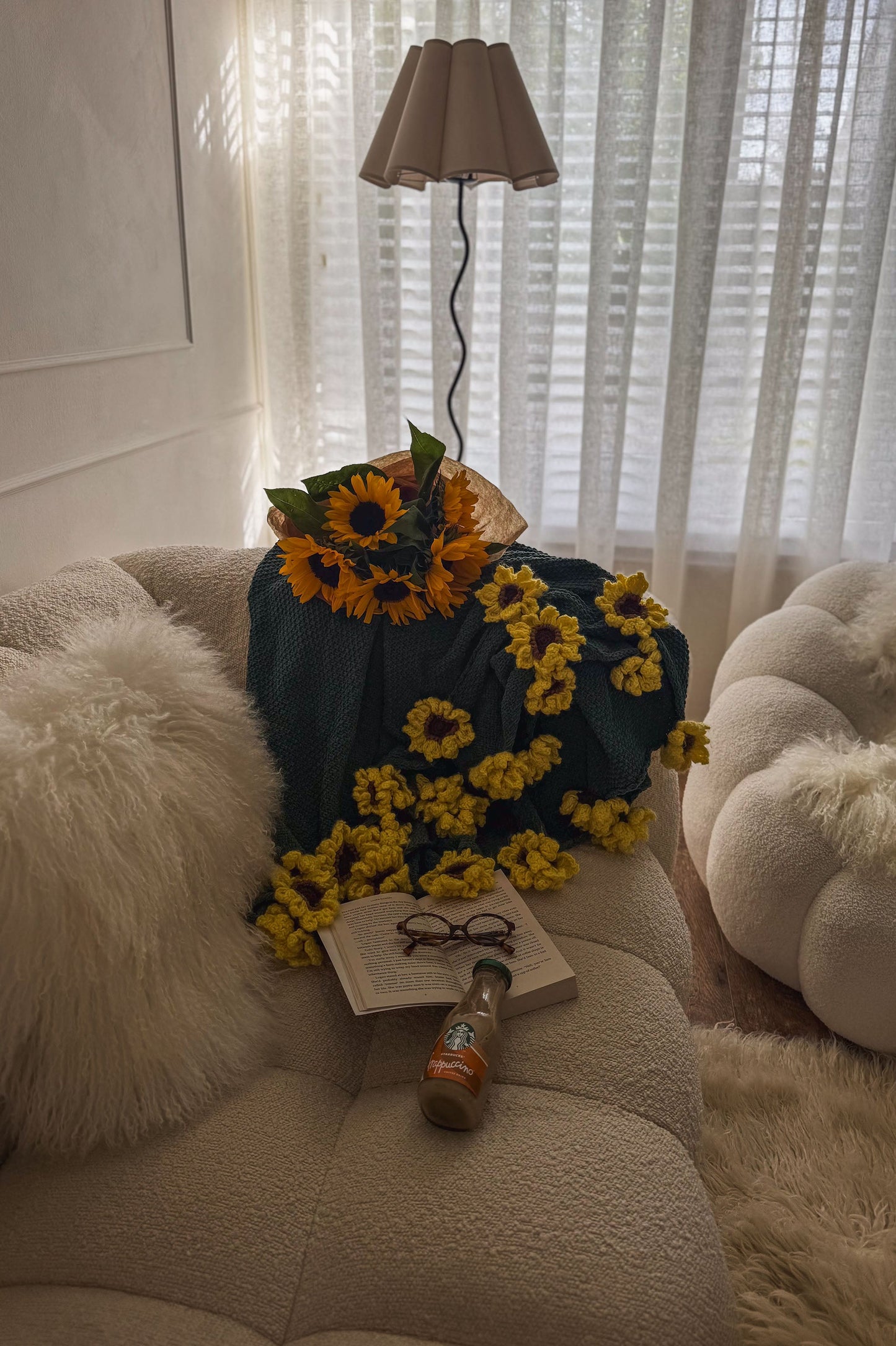Cashmere Crochet Flower Bouquet Blanket