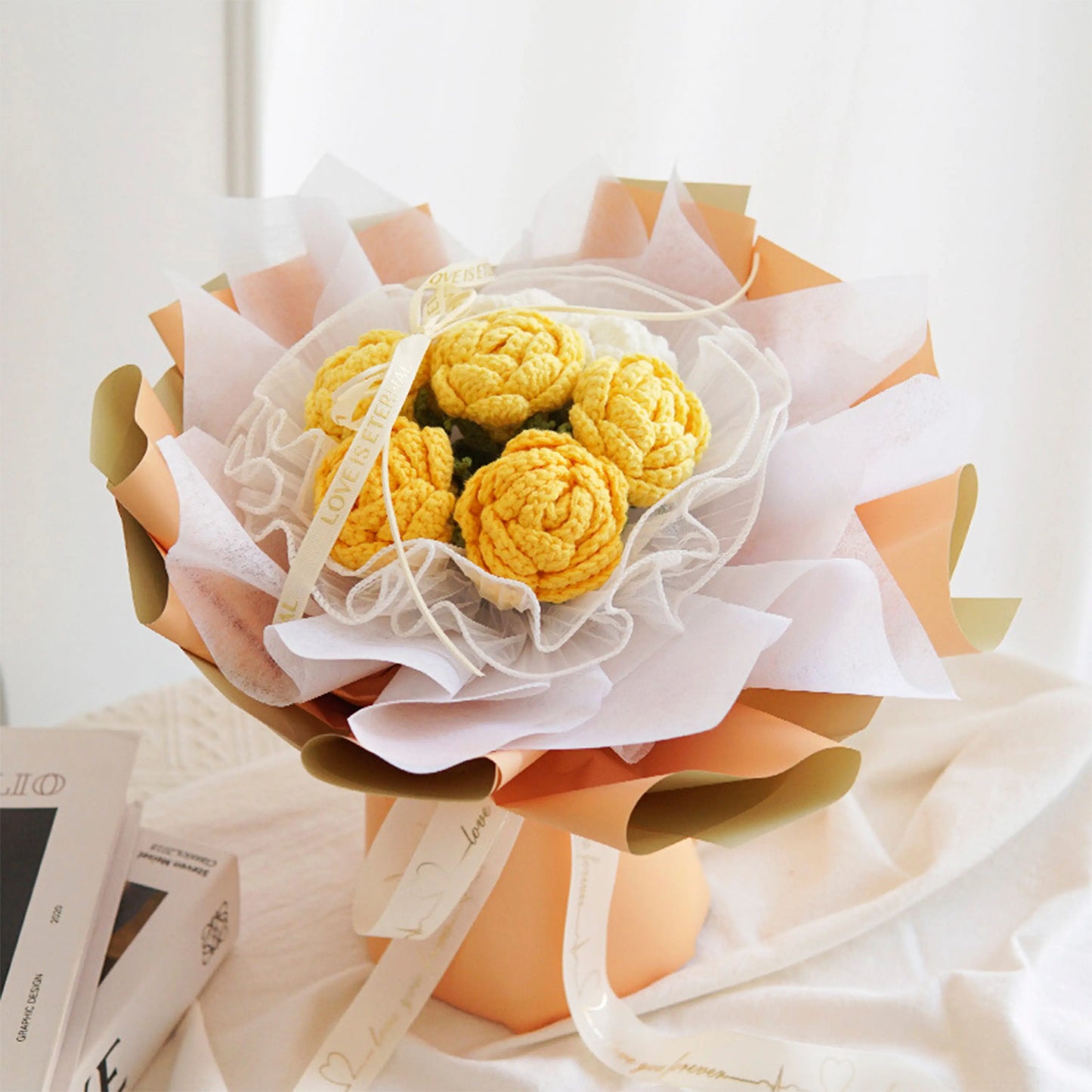 Round Crochet Yellow & White Rose Bouquet