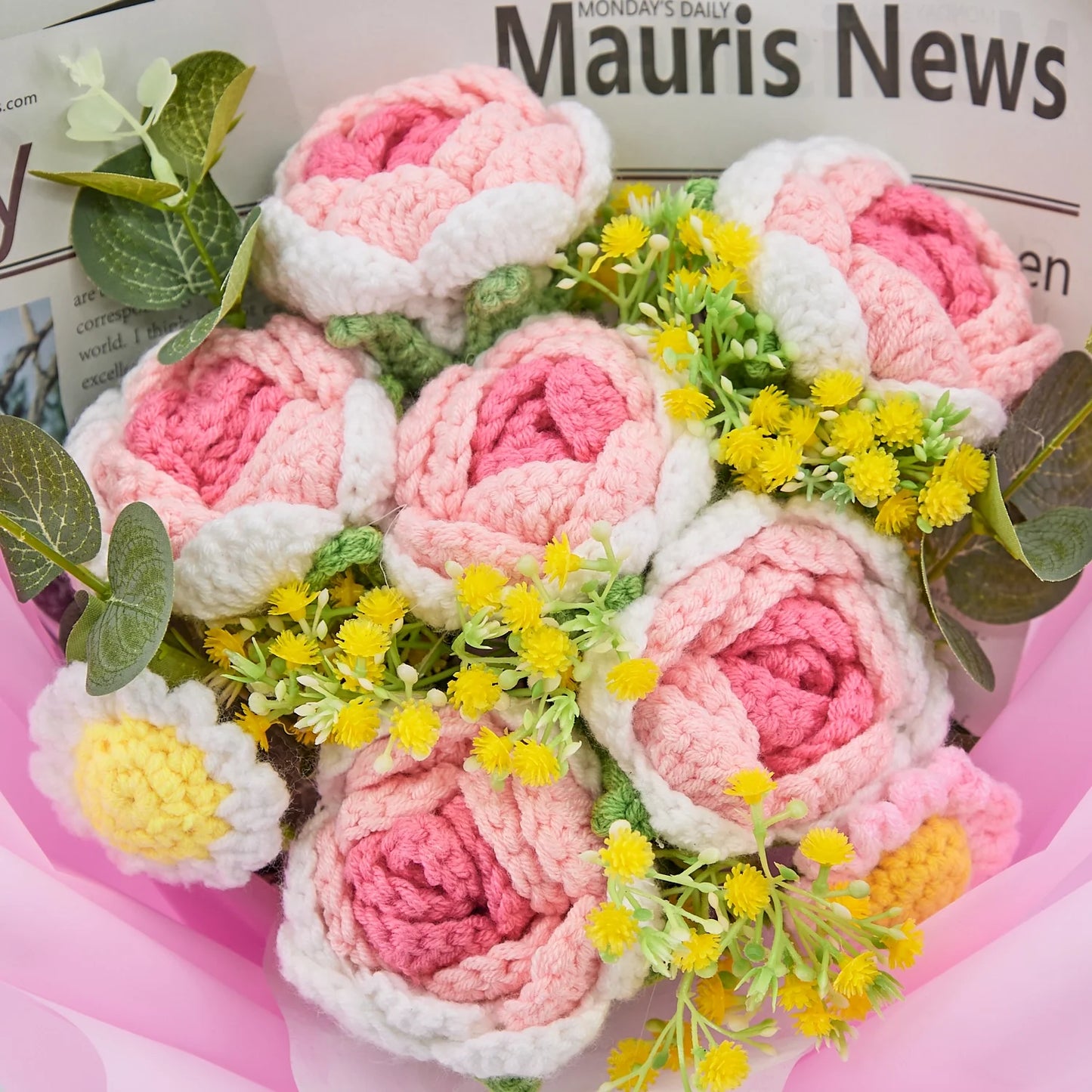 Crochet Gradient Pink Rose Daisy Bouquet