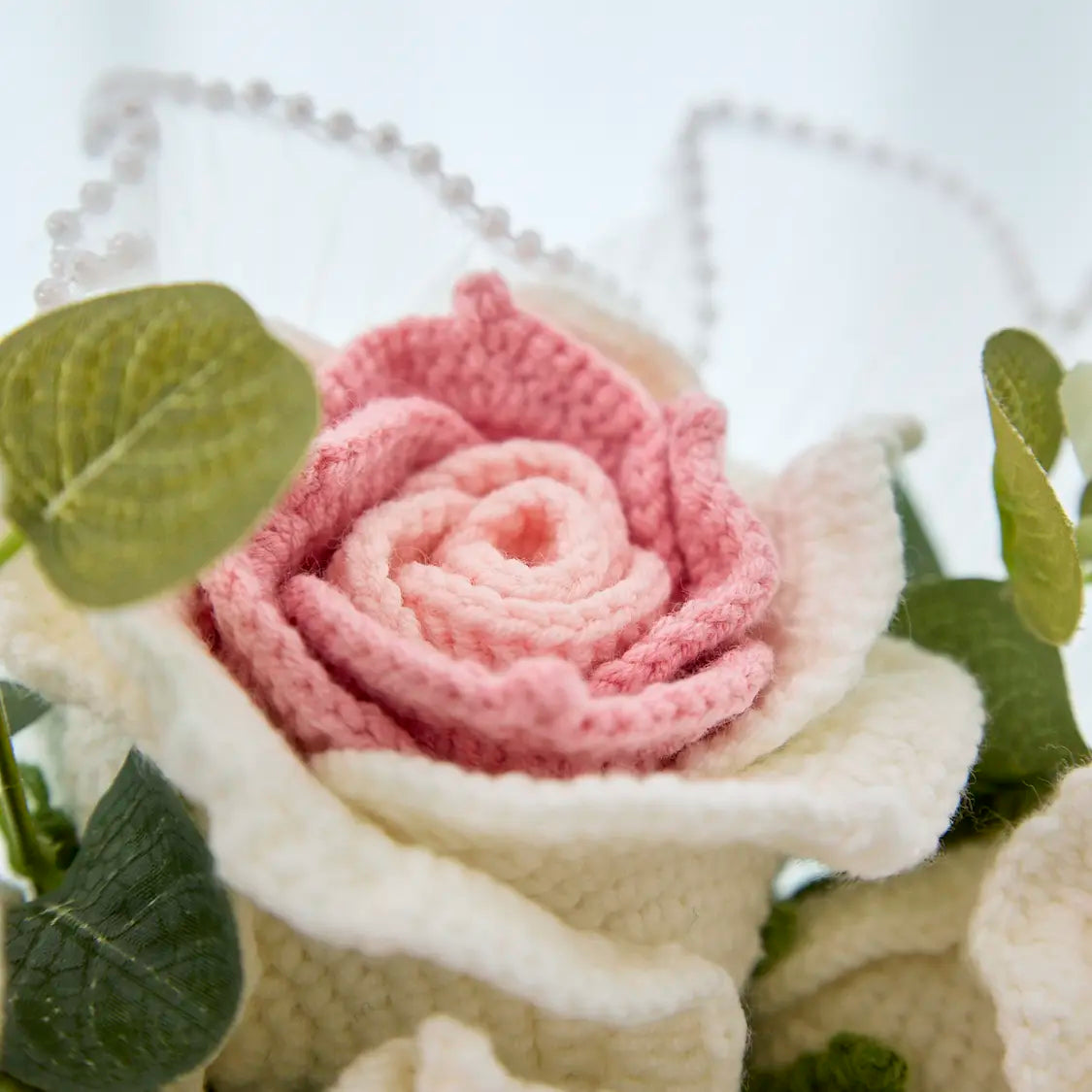 Round Crochet Thai Rose Bouquet